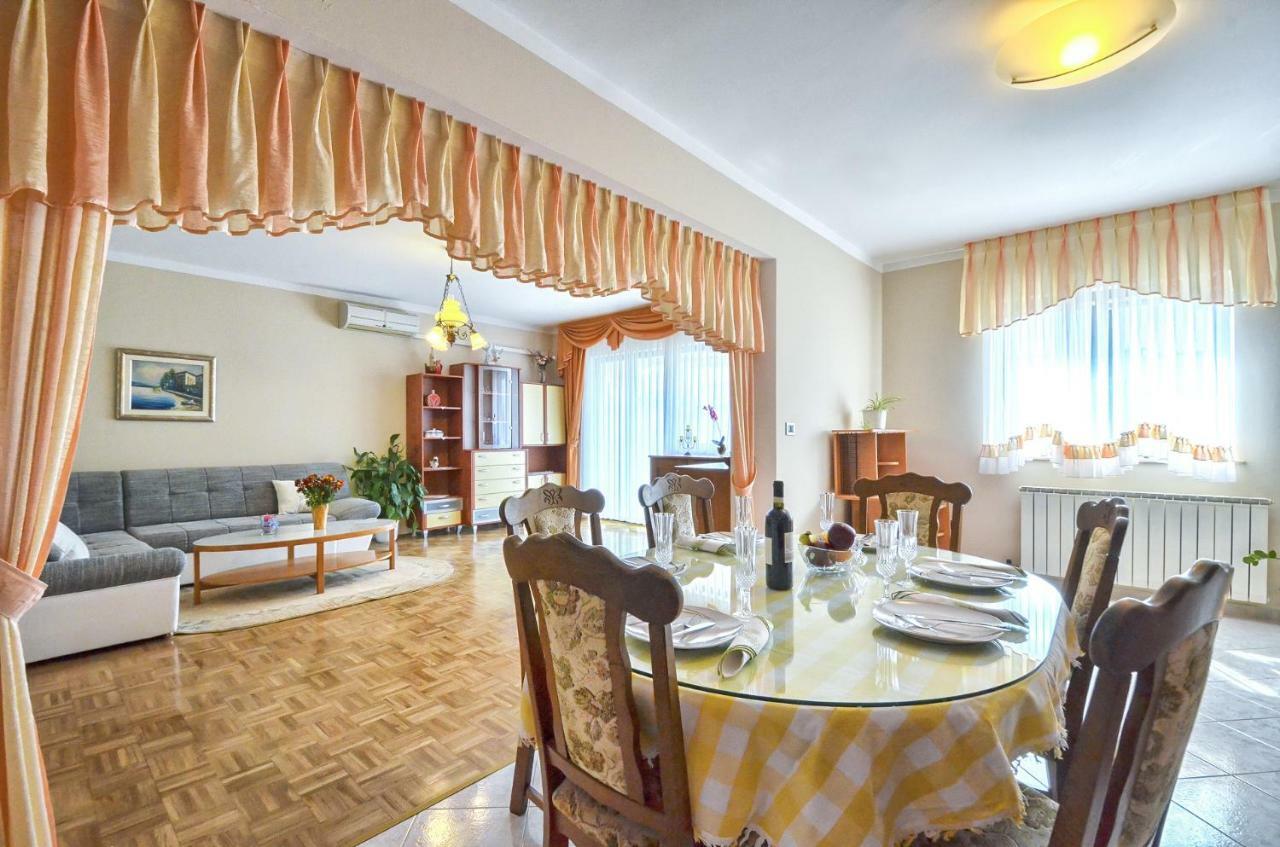 PUY Apartment Pecirep מראה חיצוני תמונה