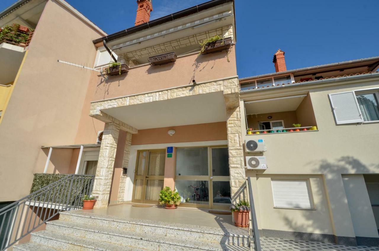 PUY Apartment Pecirep מראה חיצוני תמונה